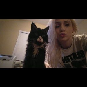 Meet your Posher, Skylar